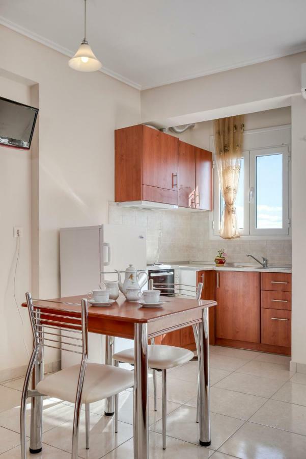 Niovi Luxury Apartments Loutra Edipsou  Exterior foto